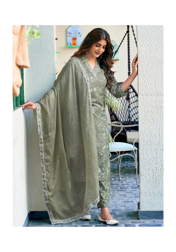 Malishka Export Rayon Printed Straight Kurta Pant With Dupatta for Women - Image 4